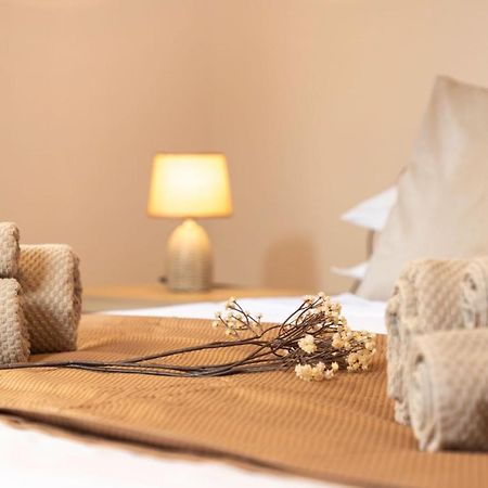 Infinity House - Cagliari Centro Apartment ภายนอก รูปภาพ