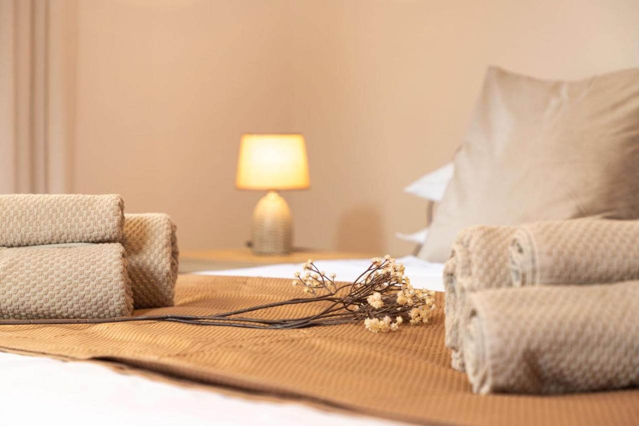 Infinity House - Cagliari Centro Apartment ภายนอก รูปภาพ