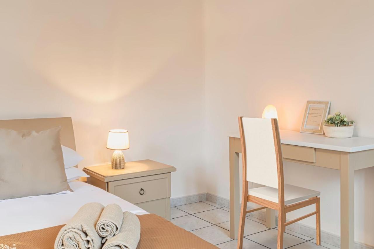 Infinity House - Cagliari Centro Apartment ภายนอก รูปภาพ